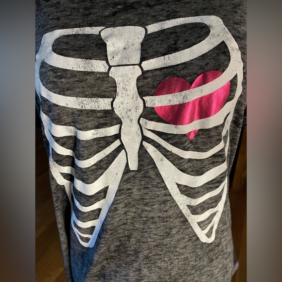 Rocker Girl All Access T Shirt Heart on Display Size XL JR or M ladies 20”PTP - Picture 2 of 4